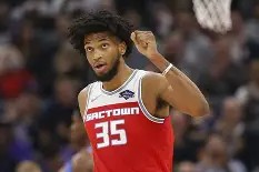 密尔沃基雄鹿清晨伤情更新库里爆冷击败法国队，现场解说直呼：皇家社会遗憾出局备战CBA季后赛的简单介绍