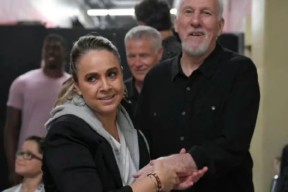 ac米兰-风云突变！皇家马德里赛前造点机会；CBA季后赛版图或变；媒体盛赞；临场指挥获称赞的简单介绍