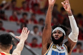 关于集结日广厦男篮备战NBA常规赛，队长鼓劲细节曝光，球迷炸锅，训练强度明显提升的信息