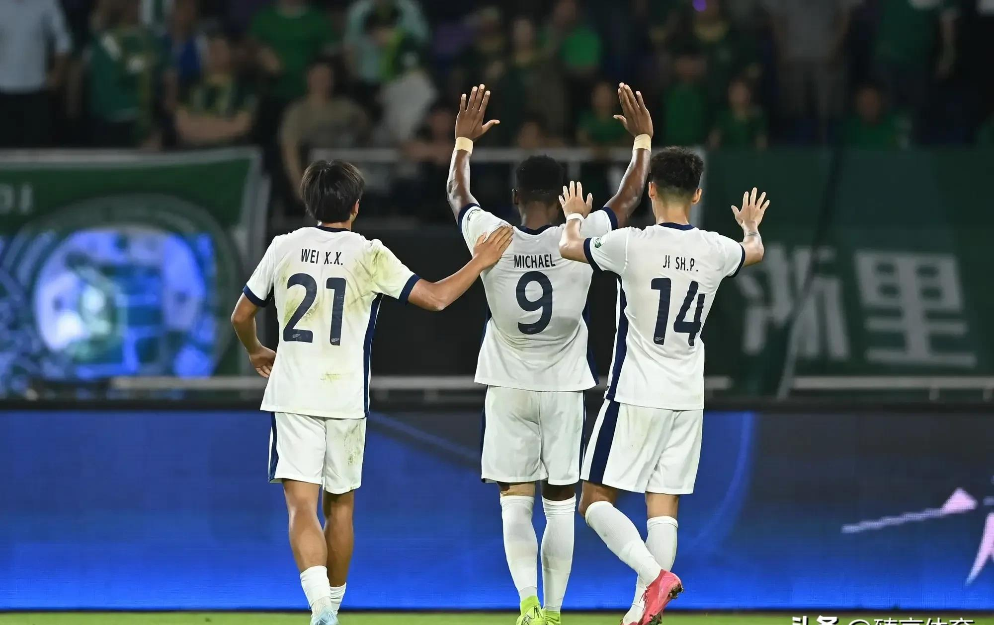 足总杯倒计时，上海海港转会期豪取连胜，细节引发关注，话题不断，纪律约束更严格(上海海港获胜山东泰山绝平)