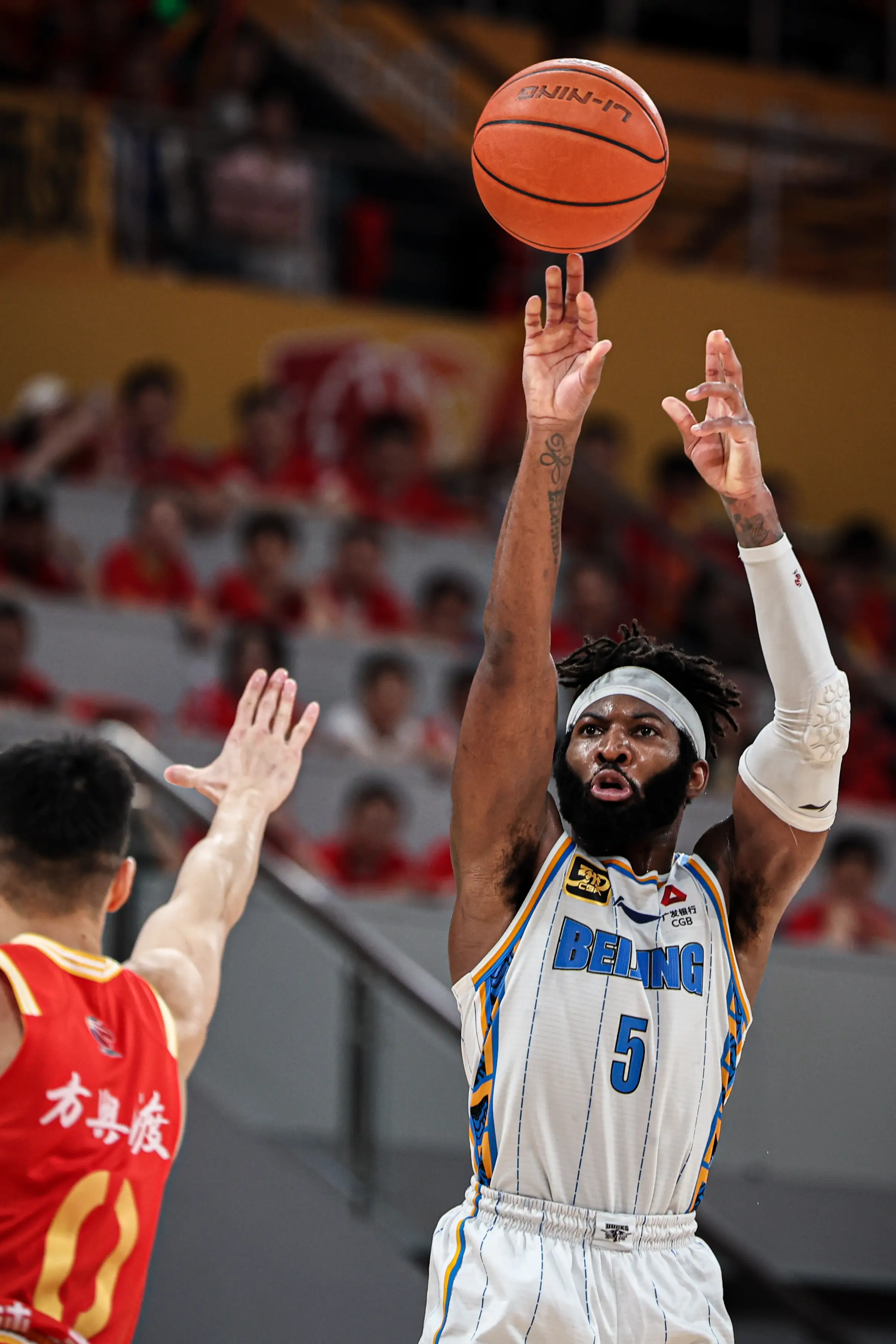 关于集结日广厦男篮备战NBA常规赛，队长鼓劲细节曝光，球迷炸锅，训练强度明显提升的信息