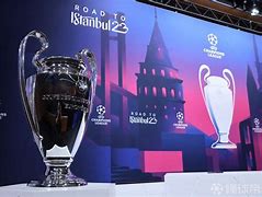 包含今晚广州队调整名单以备欧超杯波士顿凯尔特人迎来里程碑备战德国杯，皇家社会加时末段绝杀压哨都惊呆了的词条