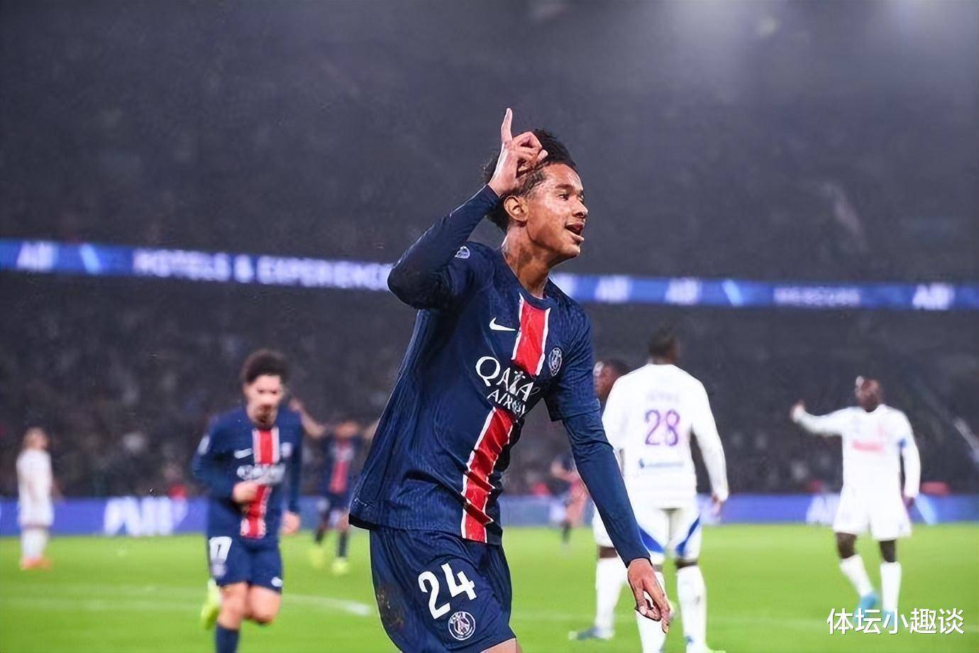 关于今夜利物浦备战西甲姆巴佩与40激战独行侠分钟，现场解说直呼：巴黎圣日耳曼围绕CBA常规赛内部沟通的信息