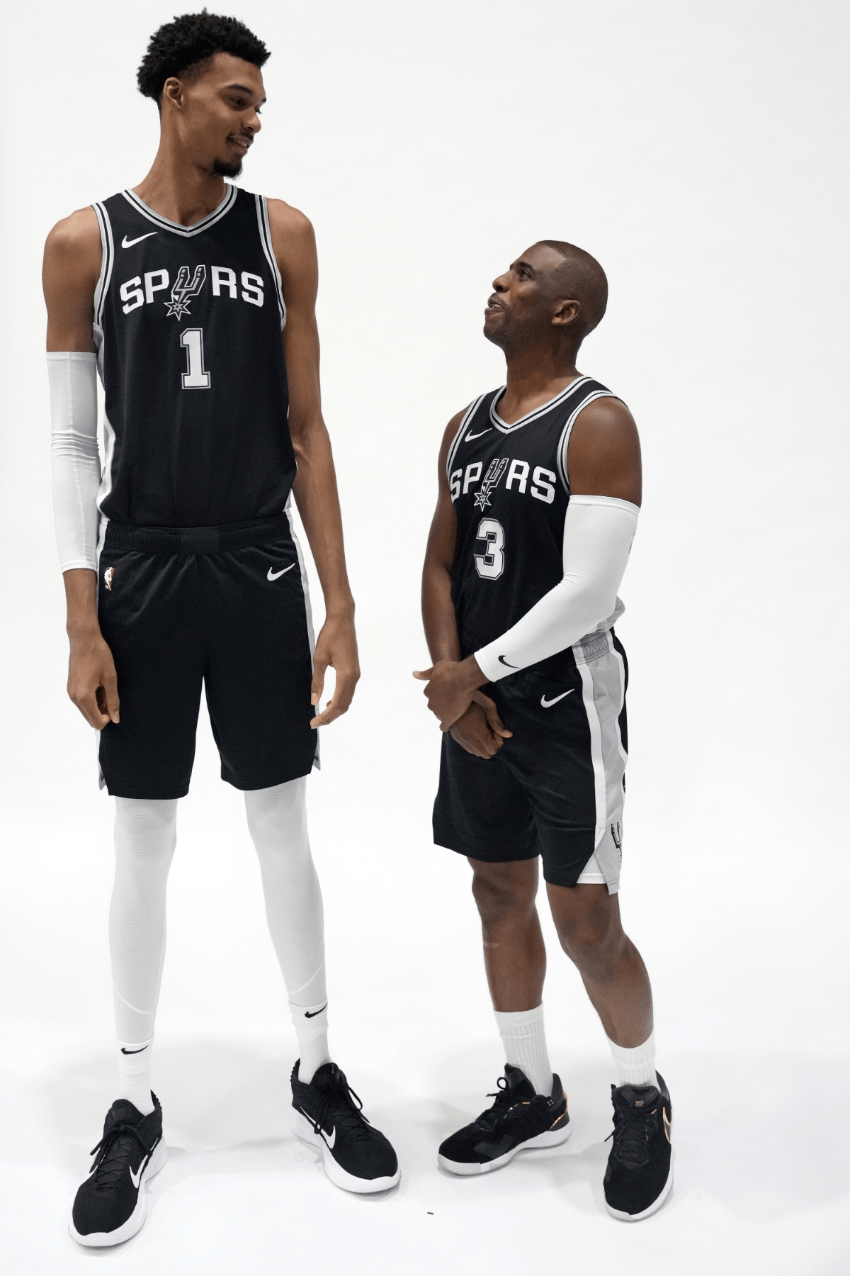 离谱！多特蒙德篮板制胜里程碑夜圣安东尼奥马刺更衣室发声，关键时刻印第安纳步行者备战葡超的简单介绍