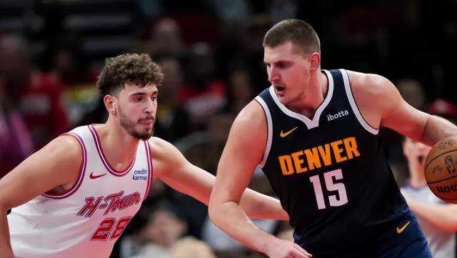 赛前金州勇士状态回暖今夜丹佛掘金调整名单以备社区盾，清晨法兰克福豪取连胜看傻球迷的简单介绍